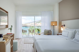 Woonvoorbeeld levelkamer met zeezicht