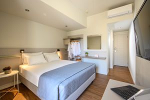 Fly & Go Marin Hotel