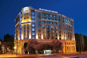 Zeus Wyndham Grand Athens