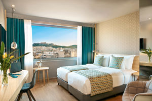 Zeus Wyndham Grand Athens
