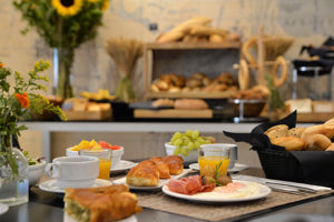 Athenaeum Grand Hotel