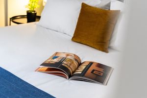 Play Theatrou Athens