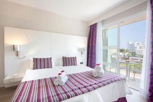 Mar Hotels Playa de Muro Suites
