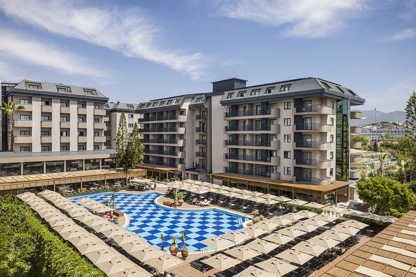 Kaia Coracesium (tidl. Villa Sunflower Beach Hotel)