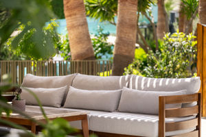 Kaia Coracesium (tidl. Villa Sunflower Beach Hotel)