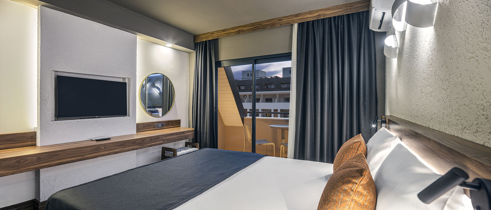 Kaia Coracesium (tidl. Villa Sunflower Beach Hotel) slide 5