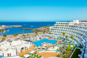 Hovima La Pinta Beachfront Family Hotel