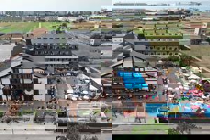 Santa Susanna Resort