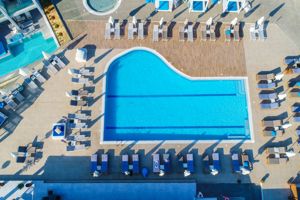 Harmony Crest Resort & Spa