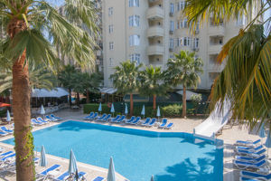 Margarita Aparthotel