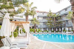 Sun City Lejligheder og hotel