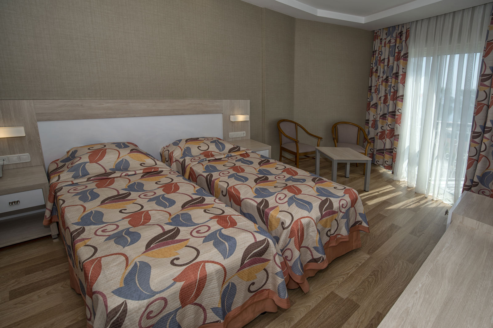 Riviera Hotel & Spa slide 4