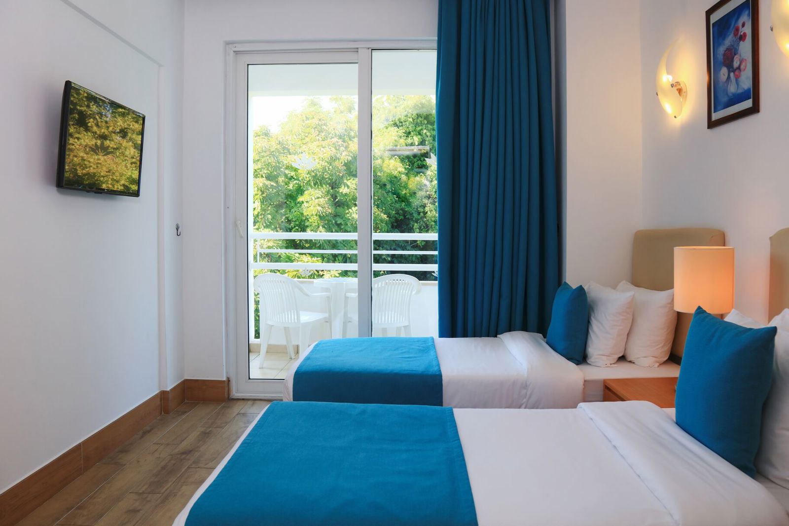 Labranda Alantur slide 4