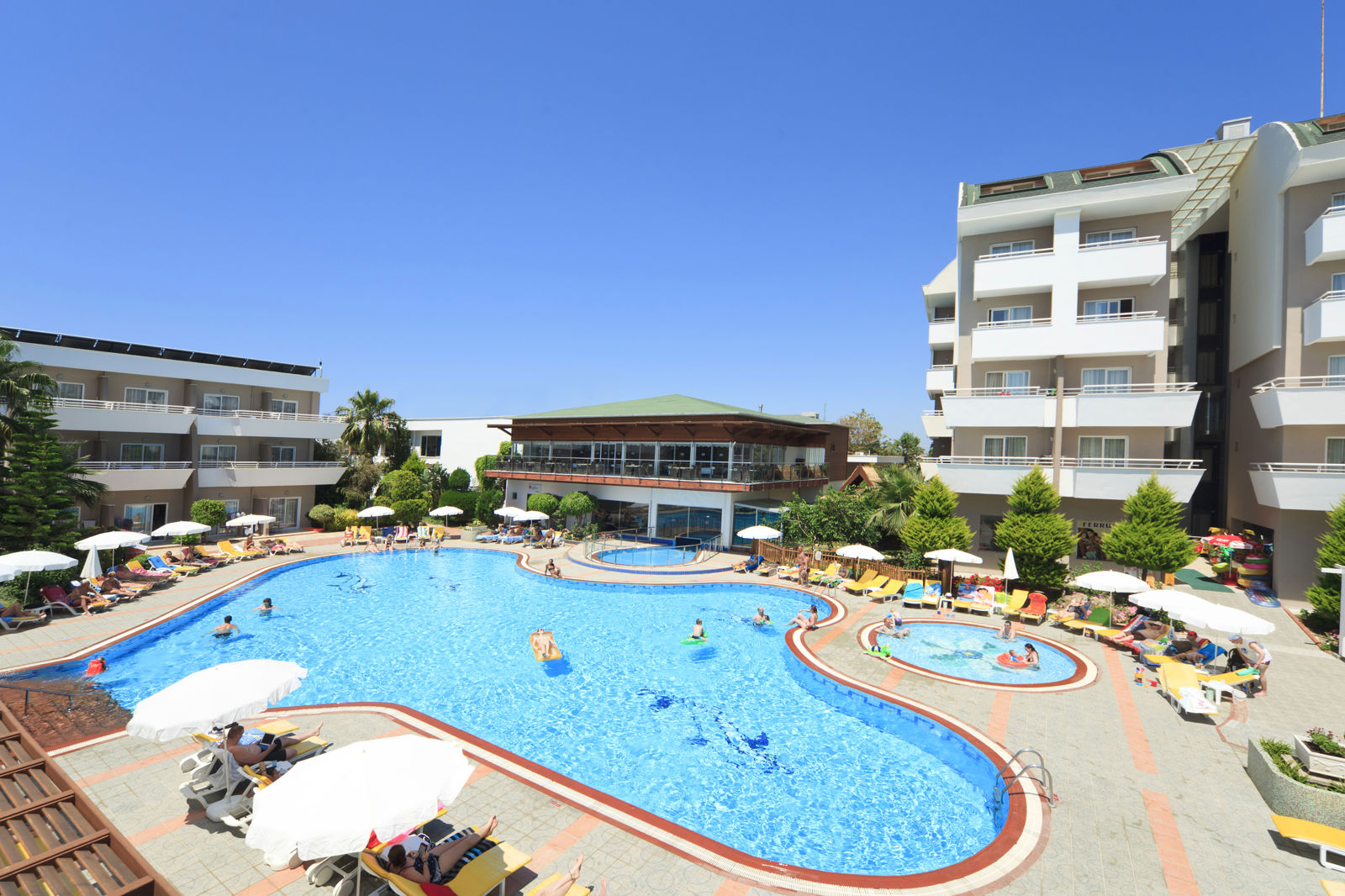 Club Mermaid Village slide 2