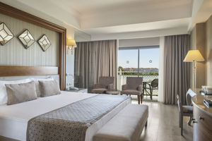 Woonvoorbeeld familiekamer suite