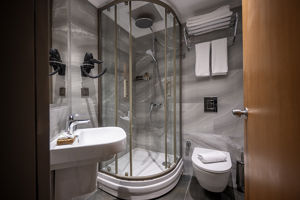 Adora Hotel & Resort 