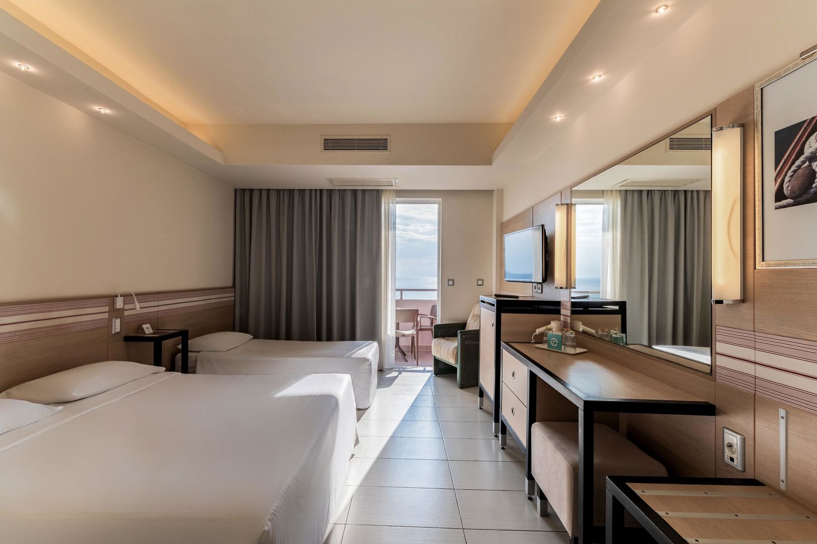 Esperides Beach billede 3