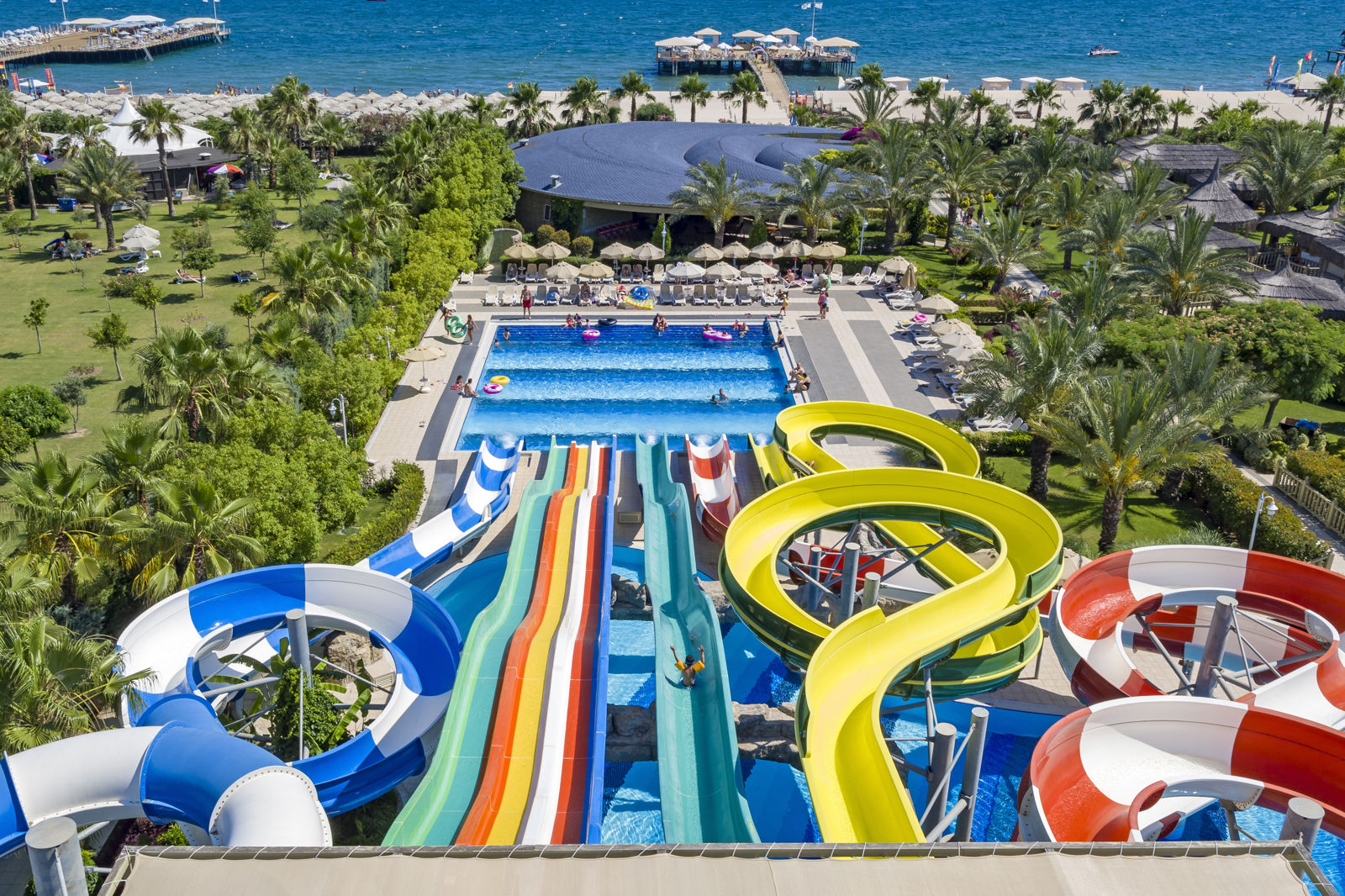 Royal Holiday Palace slide 2