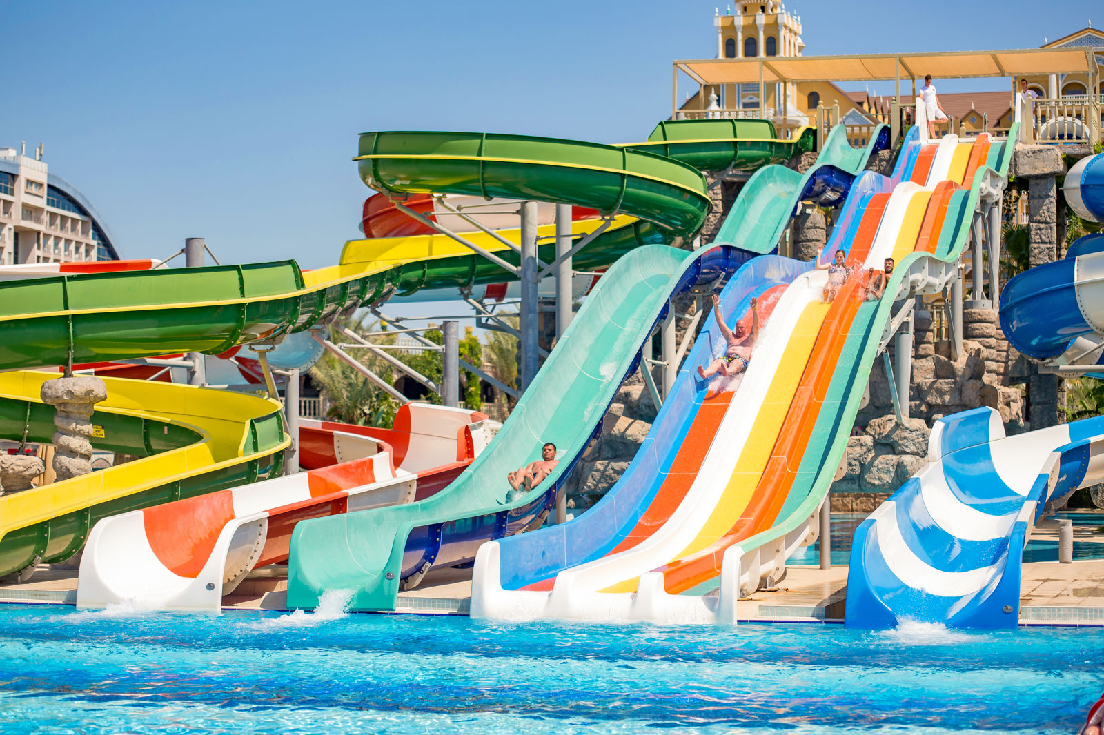 Royal Holiday Palace slide 4