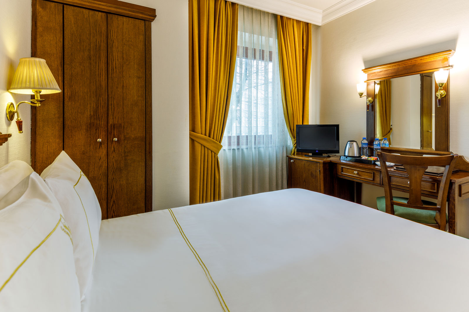 Golden Crown slide 5