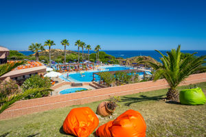 Auramar Beach Resort