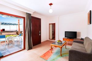 Woonvoorbeeld familiekamer zeezicht