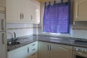 Woonvoorbeeld 2-kamerappartement (zwembadzicht)