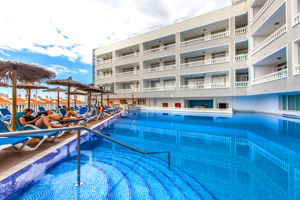 Blue Sea Lagos de Cesar