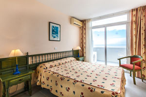 Blue Sea Lagos de Cesar