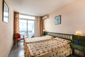 Blue Sea Lagos de Cesar