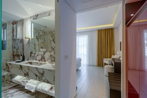 Woonvoorbeeld swim up kamer