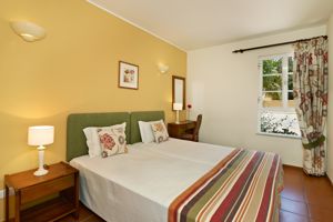 Cheerfulway Vila Alba