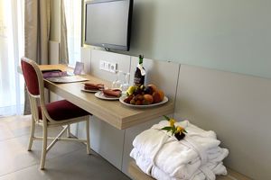 Queens Park Le Jardin