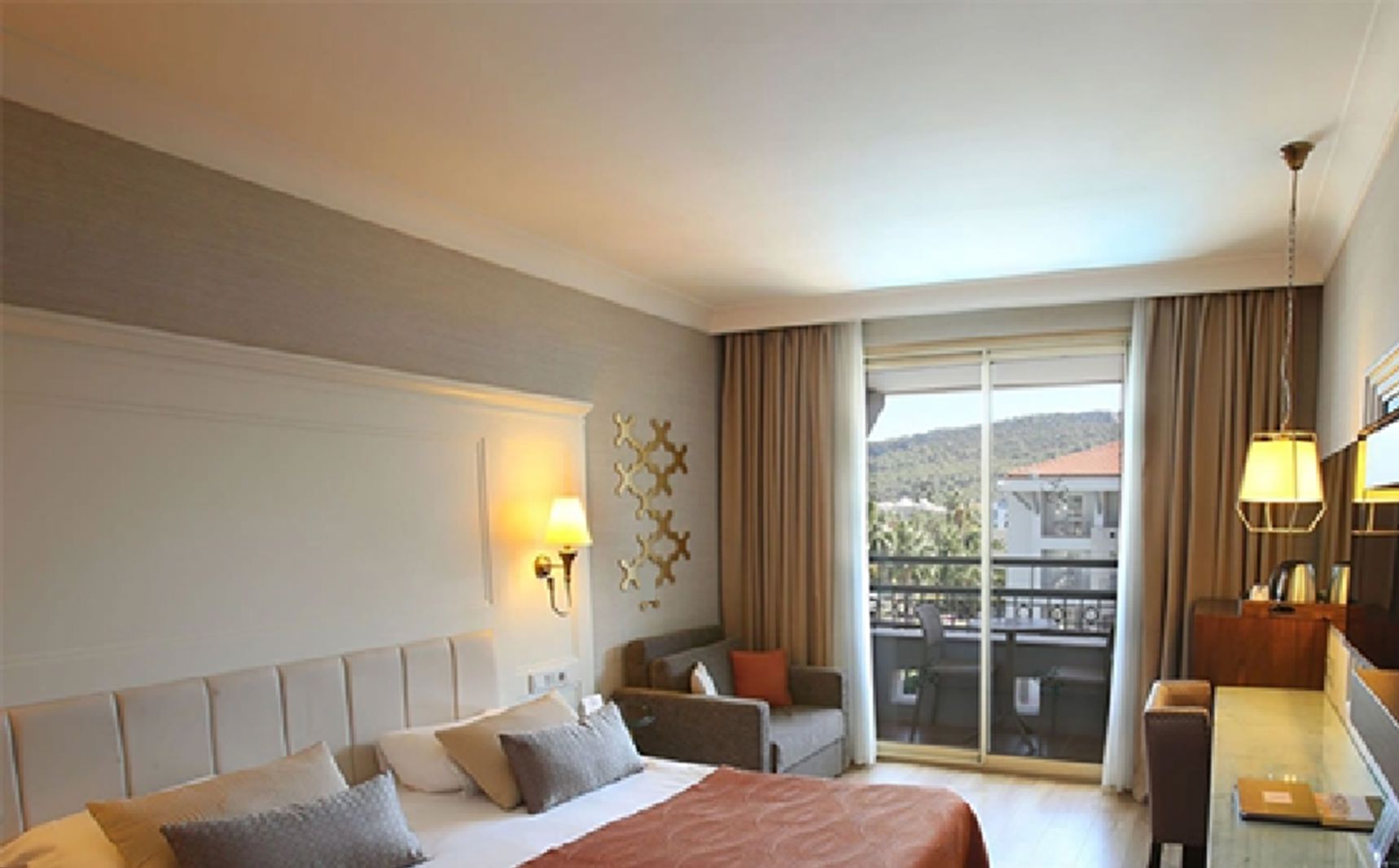 Fame Residence Kemer & Spa slide 3