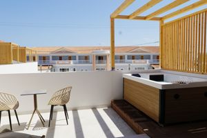 Woonvoorbeeld junior suite met hot tub