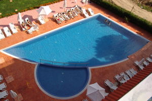 Happy & Kassandra Lejligheder