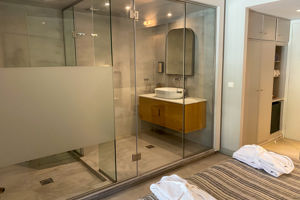 Woonvoorbeeld junior suite swim up