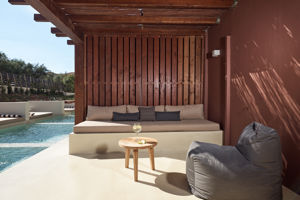 Woonvoorbeeld junior suite swim up