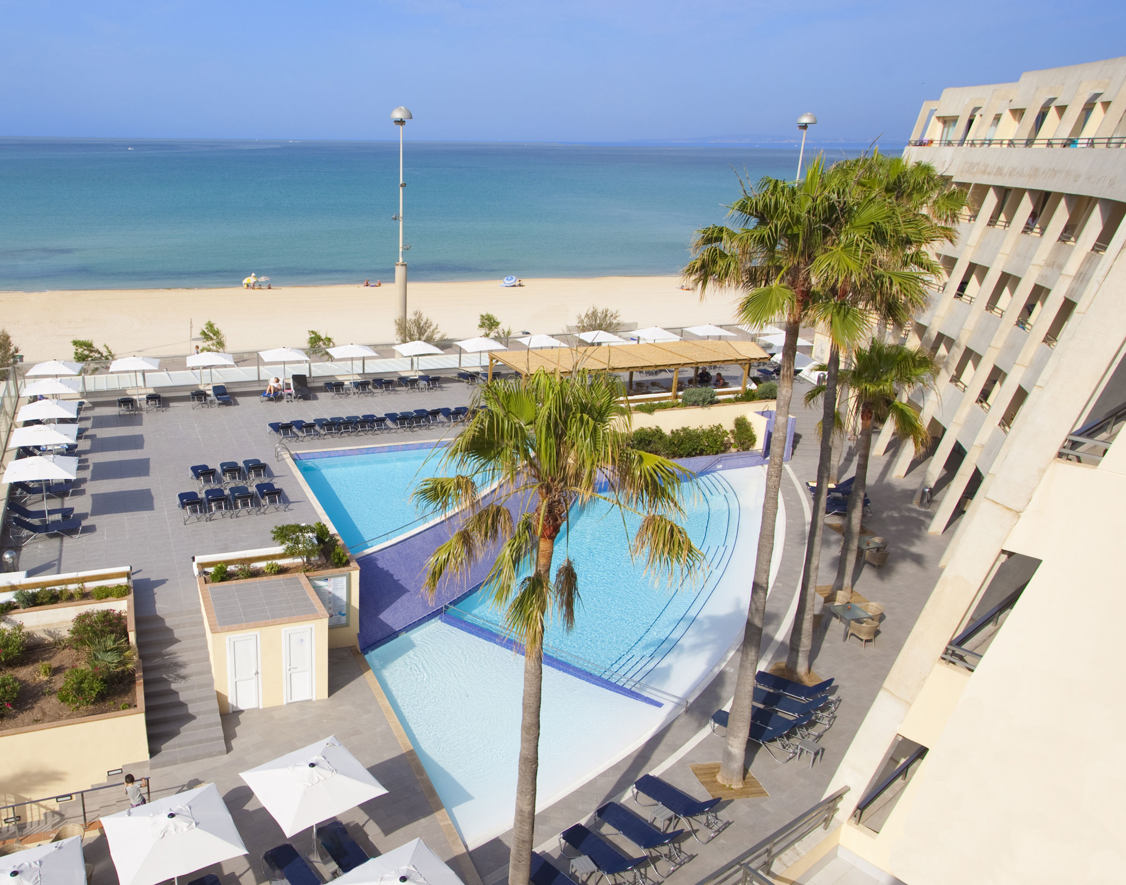 Fontanellas Playa Aparthotel