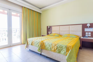 Majestic Hotel & Spa