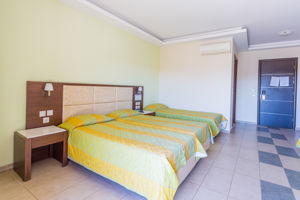 Majestic Hotel & Spa