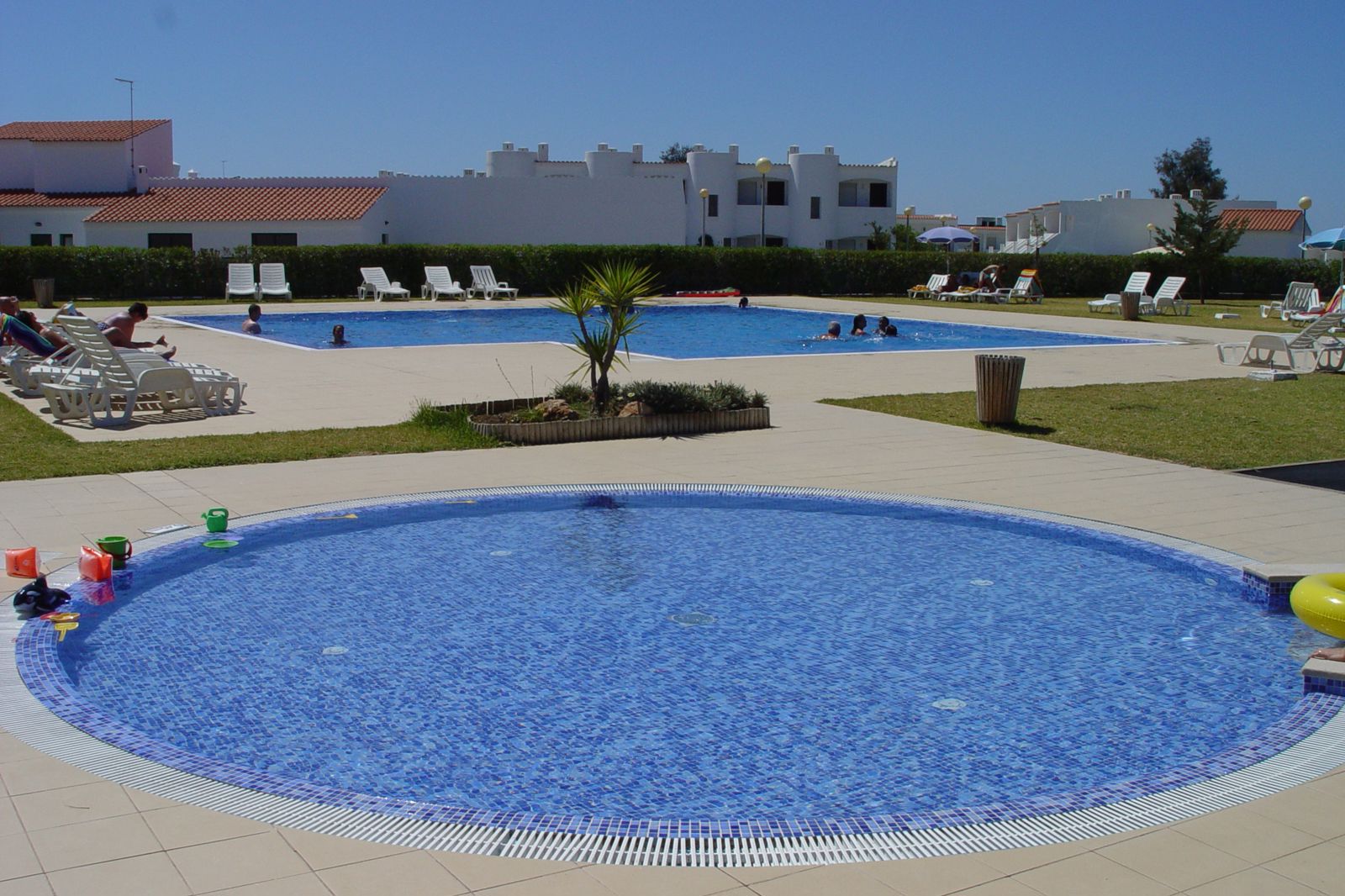 Quintinha Village slide 1