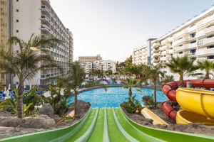 Globales Los Patos Park