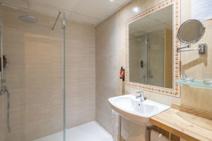 Woonvoorbeeld 2-persoonskamer standaard of zeezicht