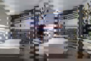 Nirvana Cosmopolitan