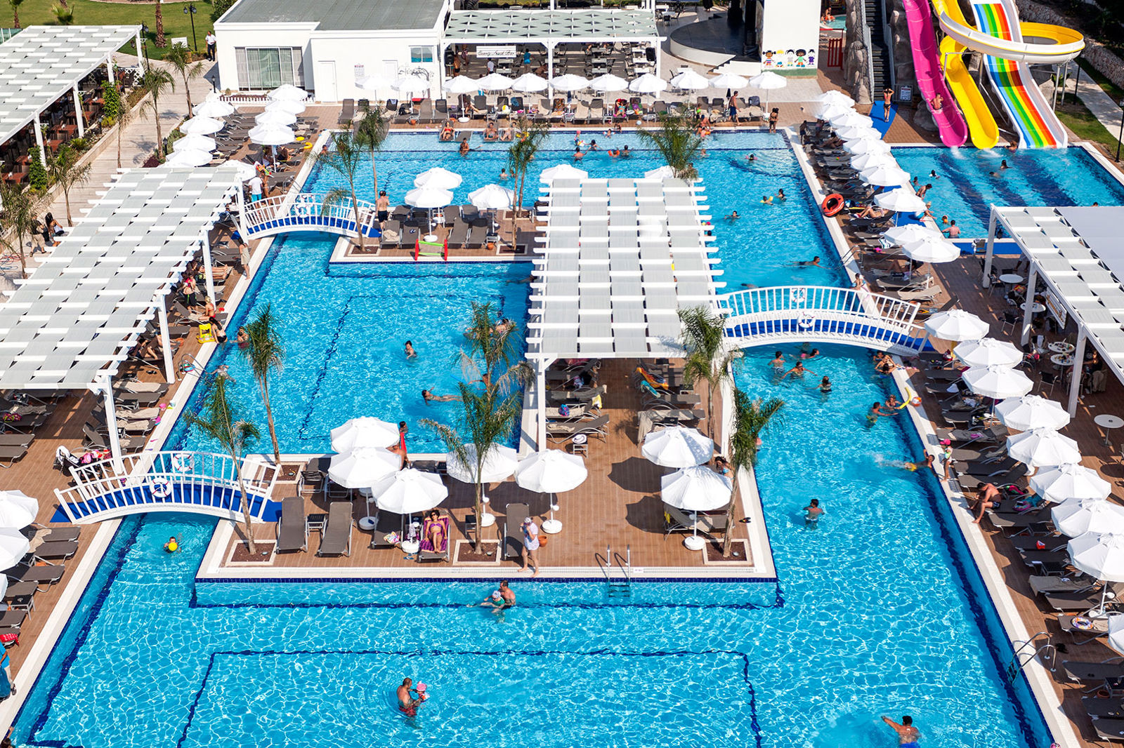 Karmir Resort & Spa slide 3