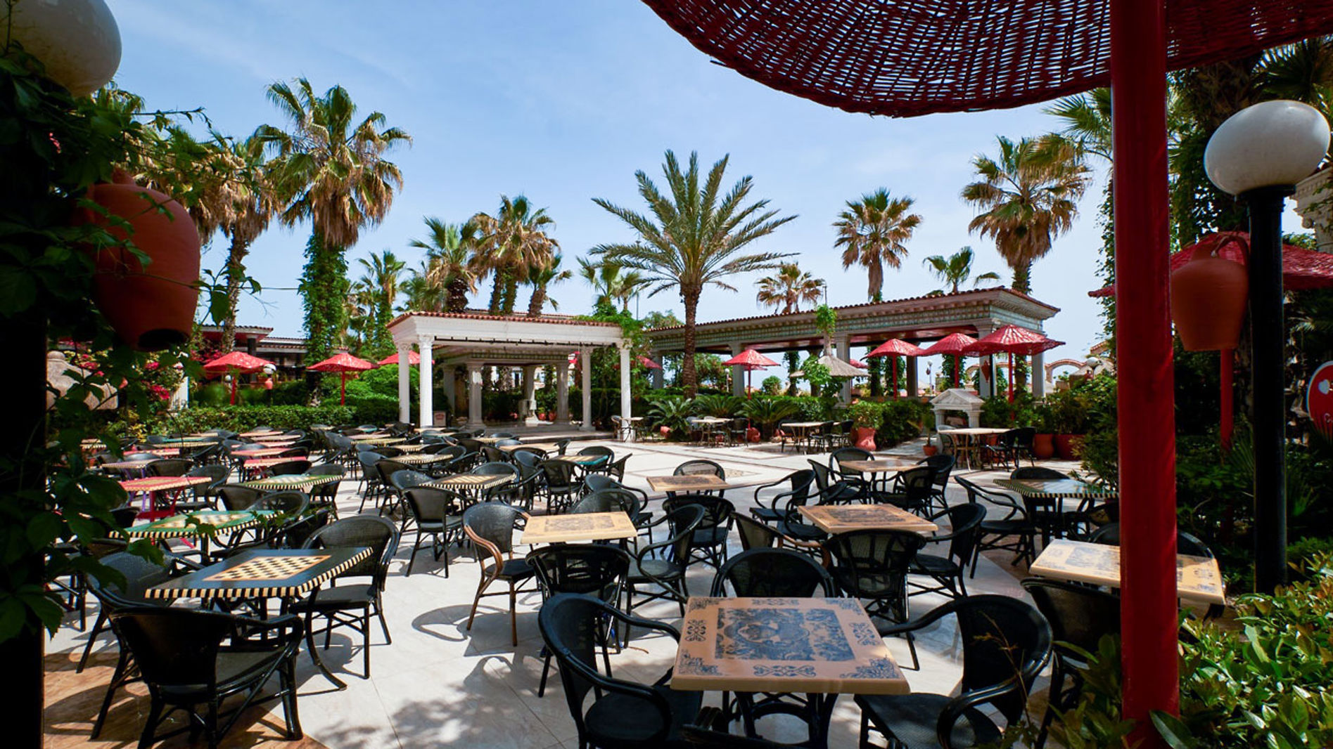 Club Hotel Sera slide 4