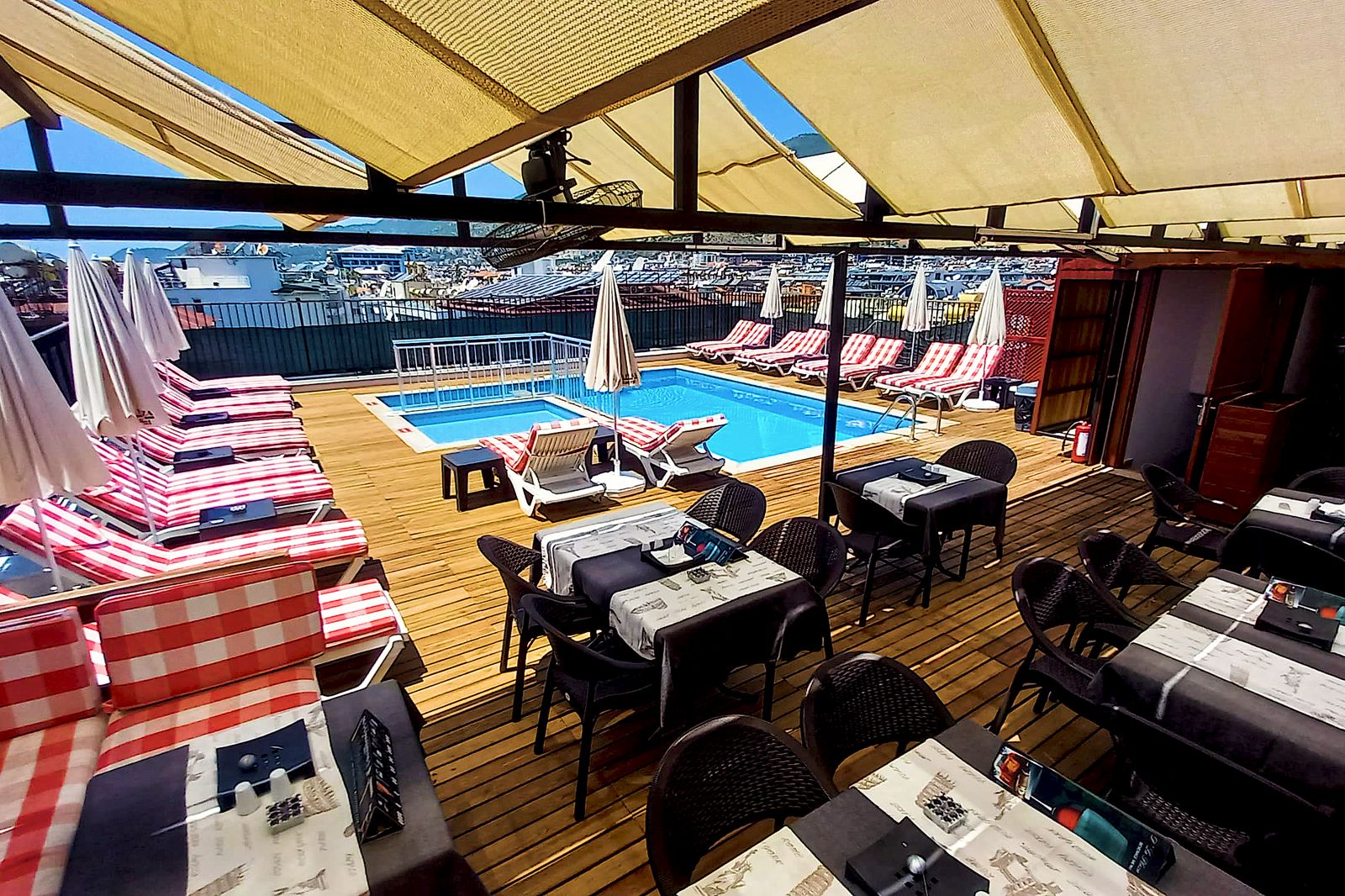 Kleopatra Hotel slide 5