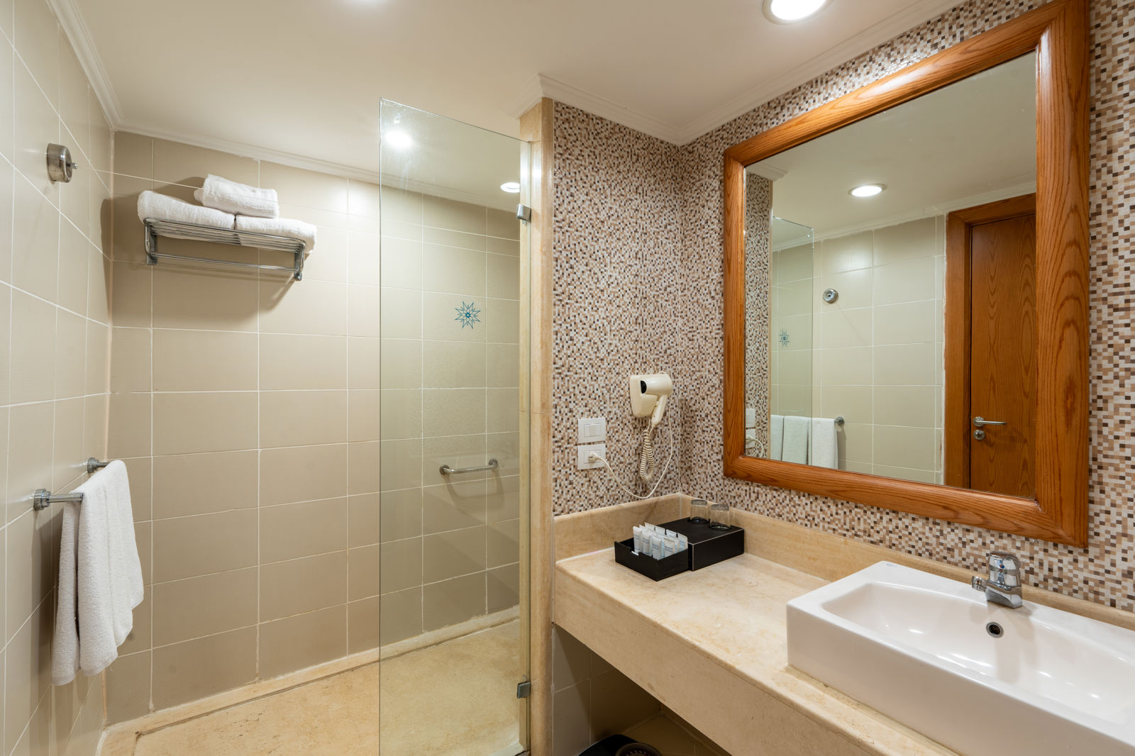 Serenity Alma Resort slide 5