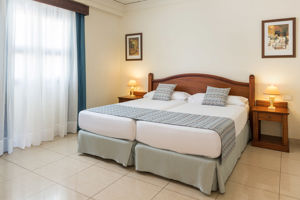 Marylanza Suites & Spa